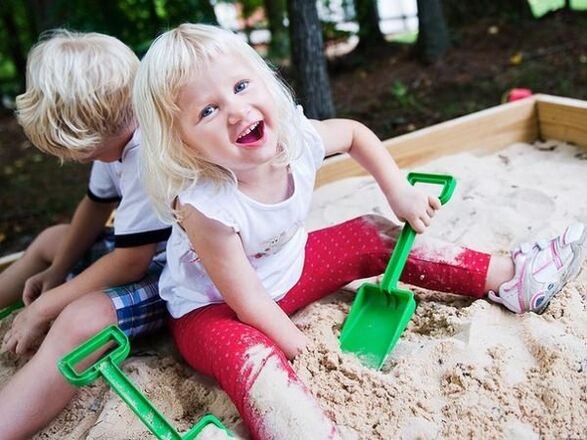 Sandbox games as a way to get infected with parasites